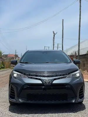 Toyota Corolla L (1.8L 4cyl 2A) 2018 Gray