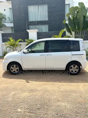 Toyota Sienta 1.5 FWD 2014 White