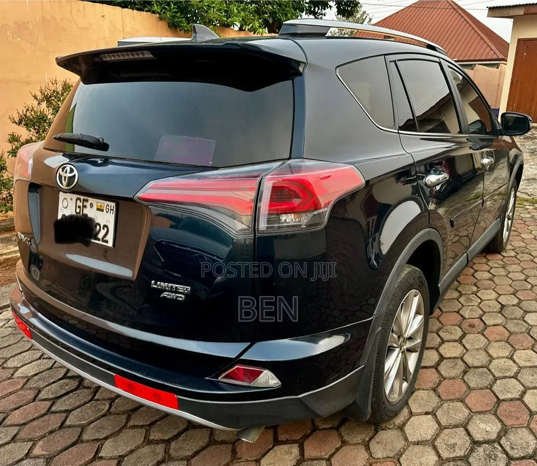 Toyota RAV4 2017 Green