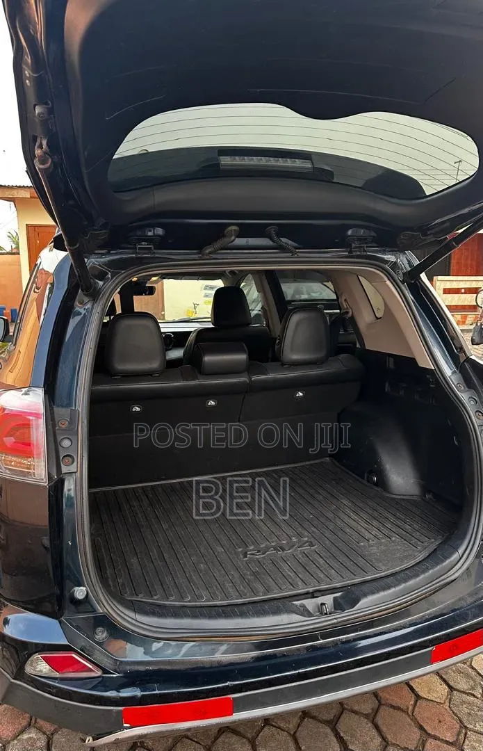 Toyota RAV4 2017 Green