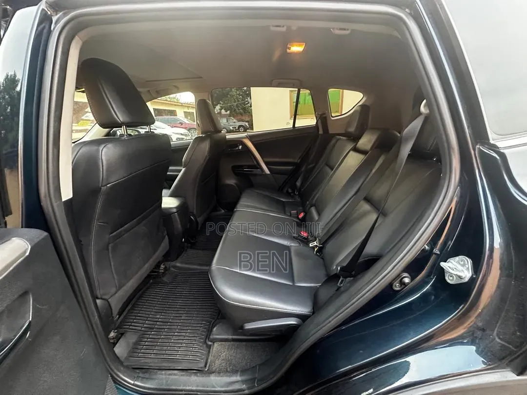 Toyota RAV4 2017 Green