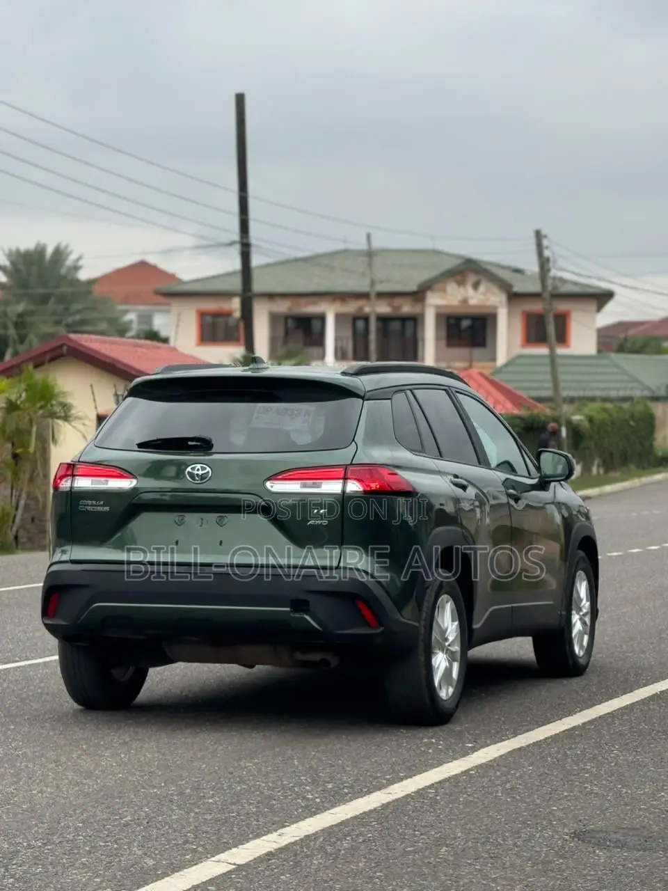 Toyota Corolla Cross LE 4WD 2024 Green
