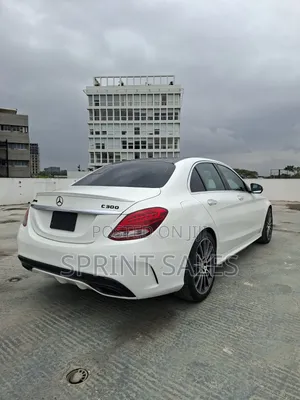 Mercedes-Benz C300 Sport 4Matic Sedan AWD (2.0L 4cyl 7A) 2017 White