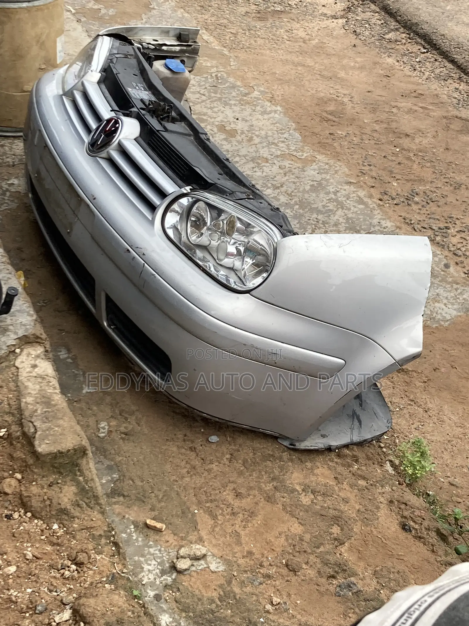 Golf 4 Front Cut