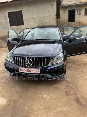 Mercedes-Benz C300 Luxury 4Matic Sedan AWD (3.5L 6cyl 7A) 2014 Blue
