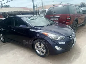 Hyundai Elantra GLS Sedan FWD (1.8L 4cyl 6A) 2013 Blue