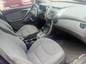 Hyundai Elantra GLS Sedan FWD (1.8L 4cyl 6A) 2013 Blue