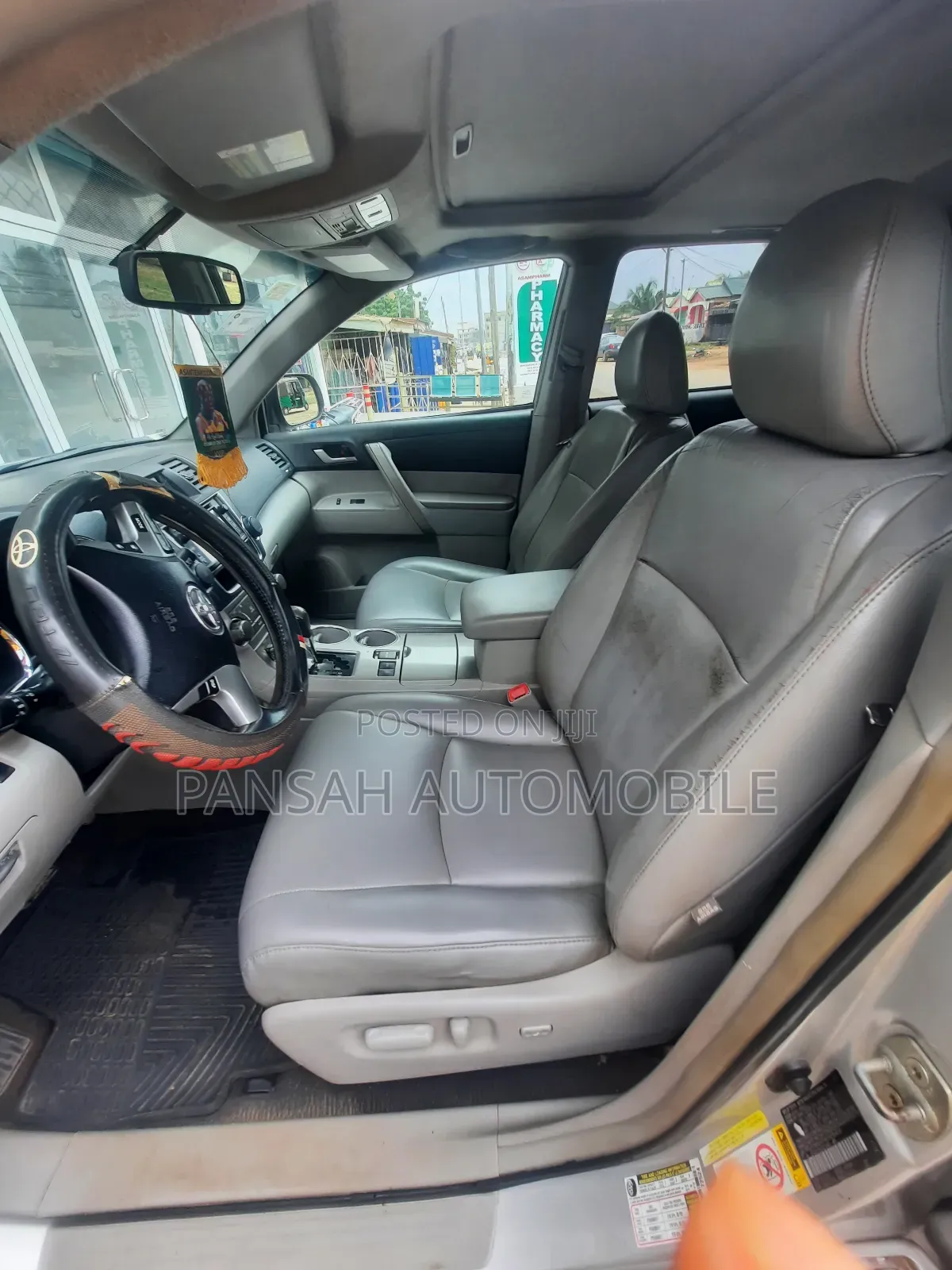 Toyota Highlander SE 3.5L 4WD 2013 Silver