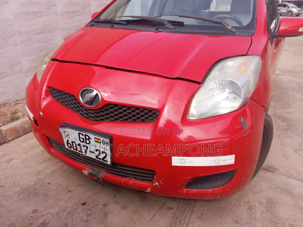 Toyota Vitz 2010 Red