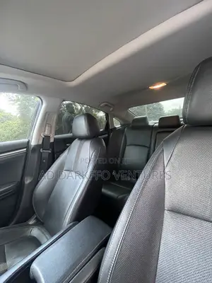 Honda Civic Touring Sedan 2019 Black