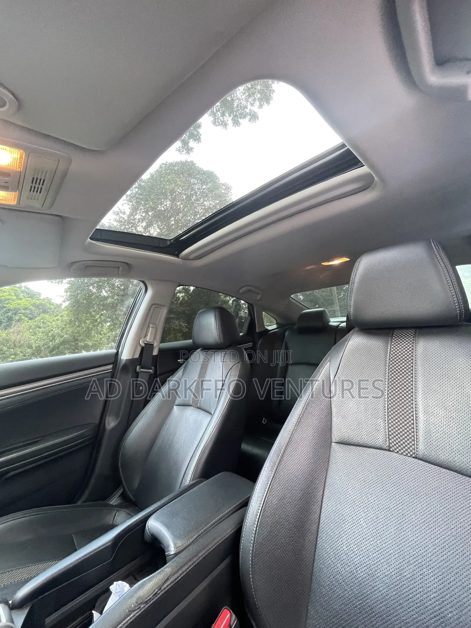 Honda Civic Touring Sedan 2019 Black
