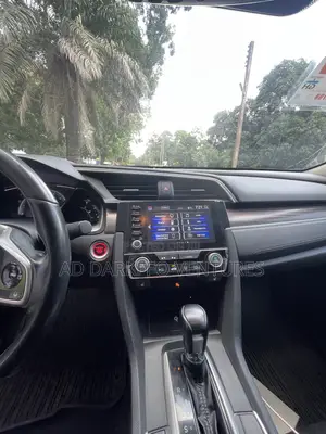 Honda Civic Touring Sedan 2019 Black