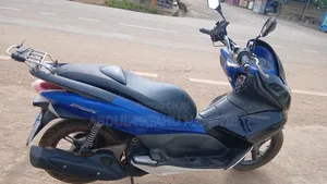 Honda 2013 Blue