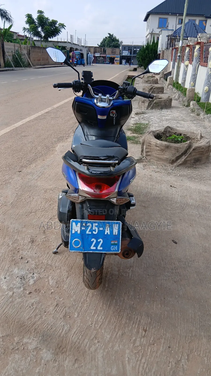 Honda 2013 Blue
