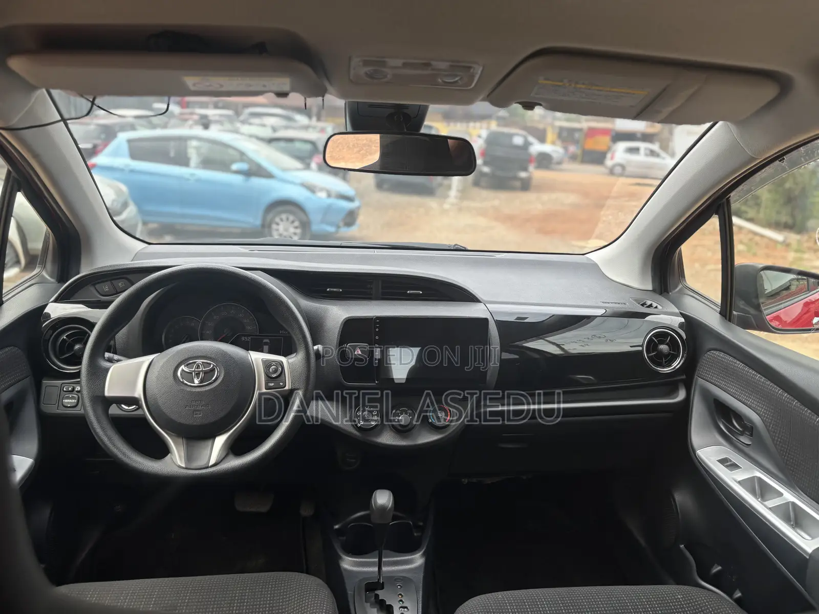 Toyota Vitz 1.3 AWD 3dr 2016 Red
