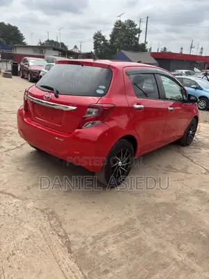 Toyota Vitz 1.3 AWD 3dr 2016 Red