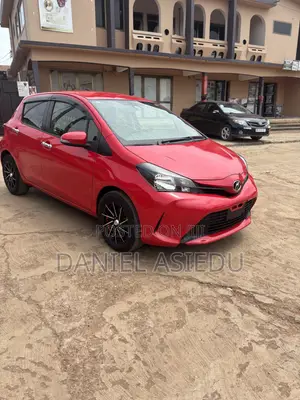 Toyota Vitz 1.3 AWD 3dr 2016 Red