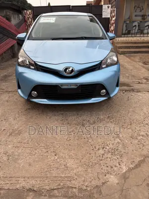 Toyota Vitz 1.3 AWD 3dr 2016 Blue