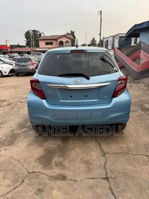 Toyota Vitz 1.3 AWD 3dr 2016 Blue