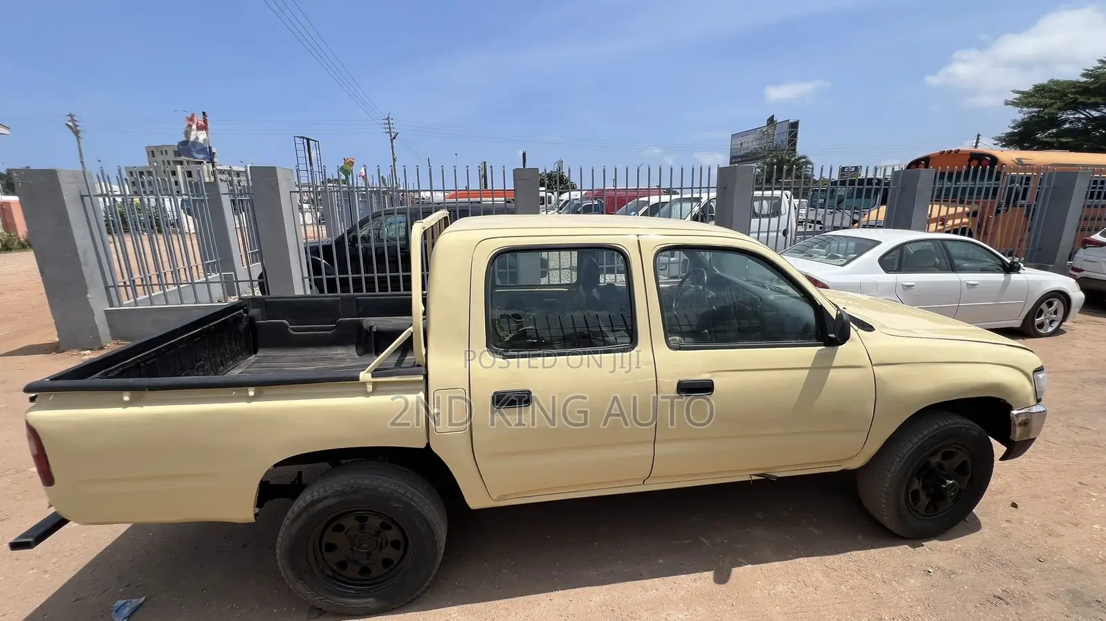 Toyota Hilux 2.5 Cab 2005 Gold