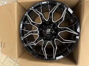 Land Cruiser HardBody Rim 17 Off -Road