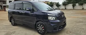 Toyota Voxy 2013 Blue