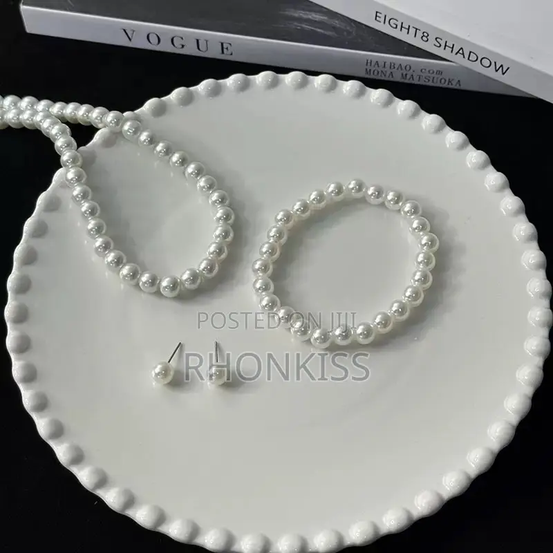 Pearl Necklace Set