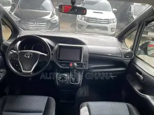 Toyota Voxy X 2WD 7-Seater 2015 Matt Black
