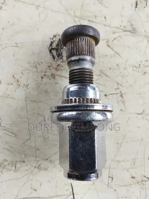 Land Cruiser, Tundra Wheel Bolt N Not