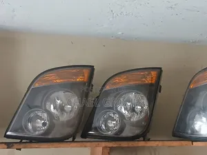 Hyundai Head Light