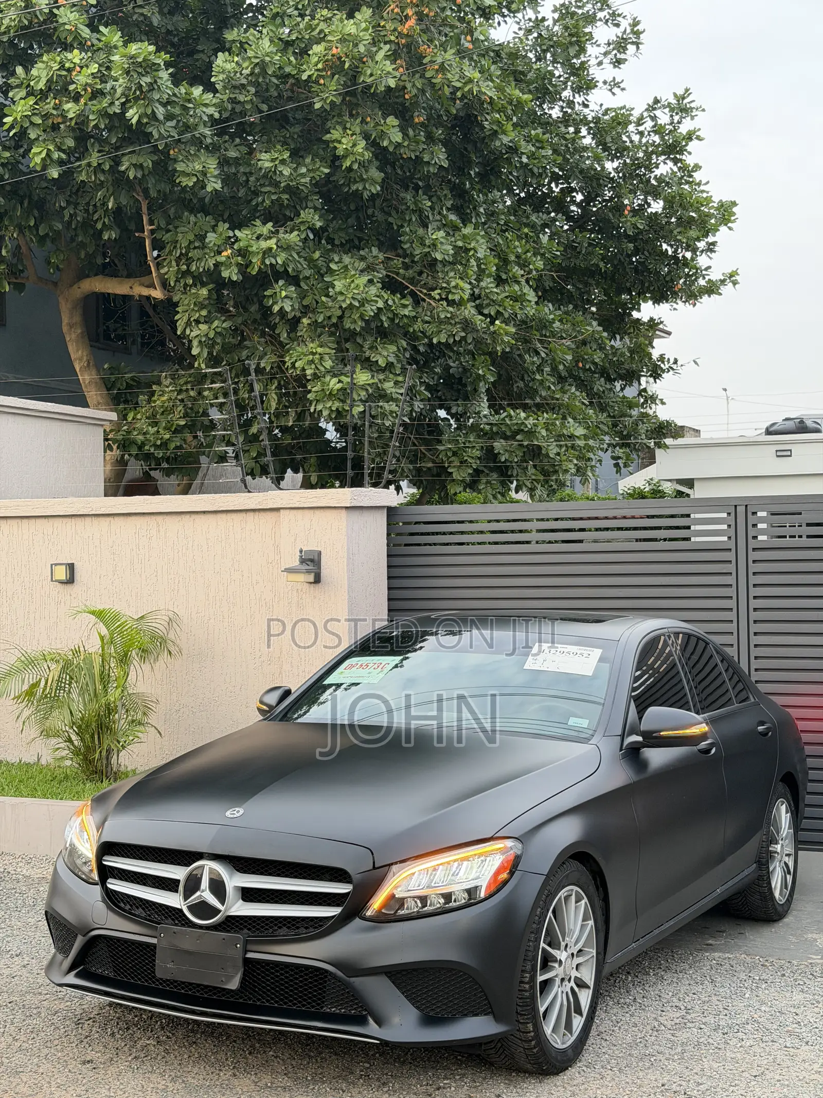 Mercedes-Benz C300 2021 Black