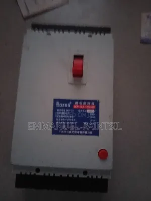 Brand New 100 a 3 Phase Leakage Breaker DZ15 LE