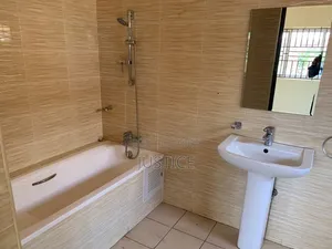 3bdrm House in Tema Community 25 for rent