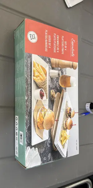 ESSENTIALS 4 Set Platters Tray