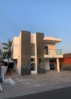 4bdrm House in Adenta, Accra Metropolitan for sale
