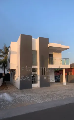 4bdrm House in Adenta, Accra Metropolitan for sale