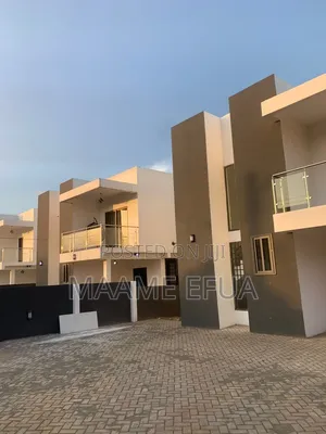 4bdrm House in Adenta, Accra Metropolitan for sale