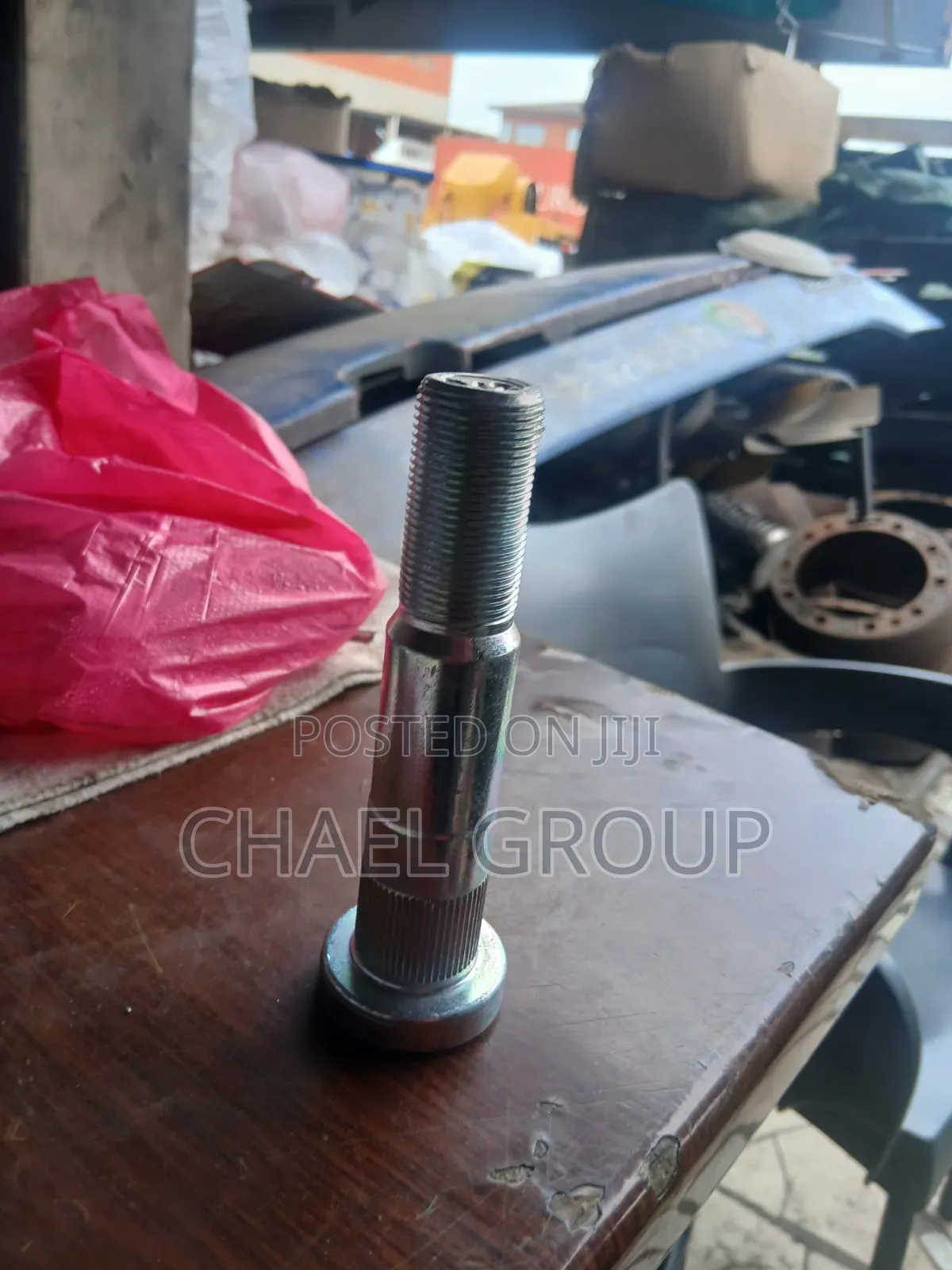 Heavy-Duty Bus Wheel Stud / Wheel Stud Bolt