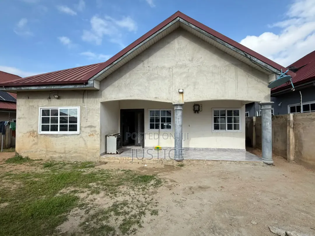 3bdrm House in Amasaman for sale