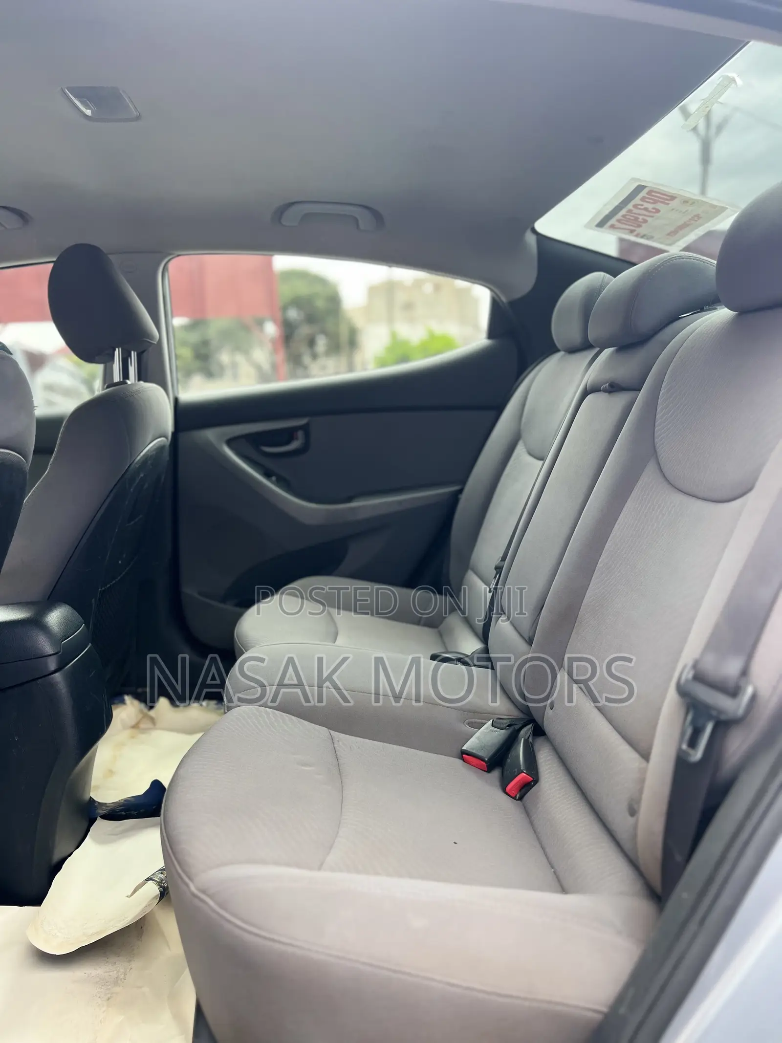 Hyundai Elantra SE 4dr Sedan (1.8L 4cyl 6M) 2014 Silver