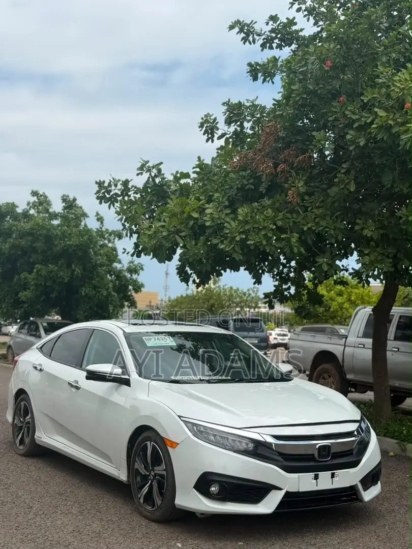 Honda Civic Touring Sedan 2018 White