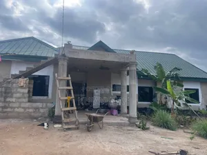 5bdrm House in New Market for sale