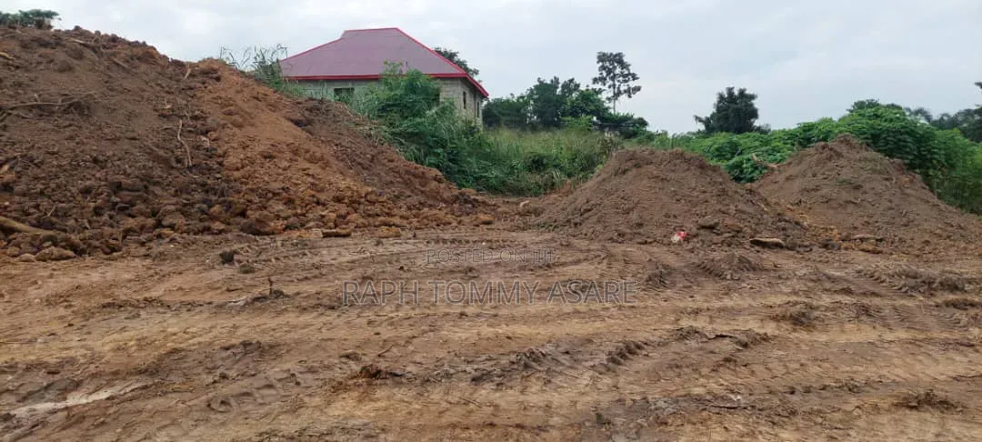 One and Half Plot of Land for Sale at Kwabere Kasaam With No Litigatio