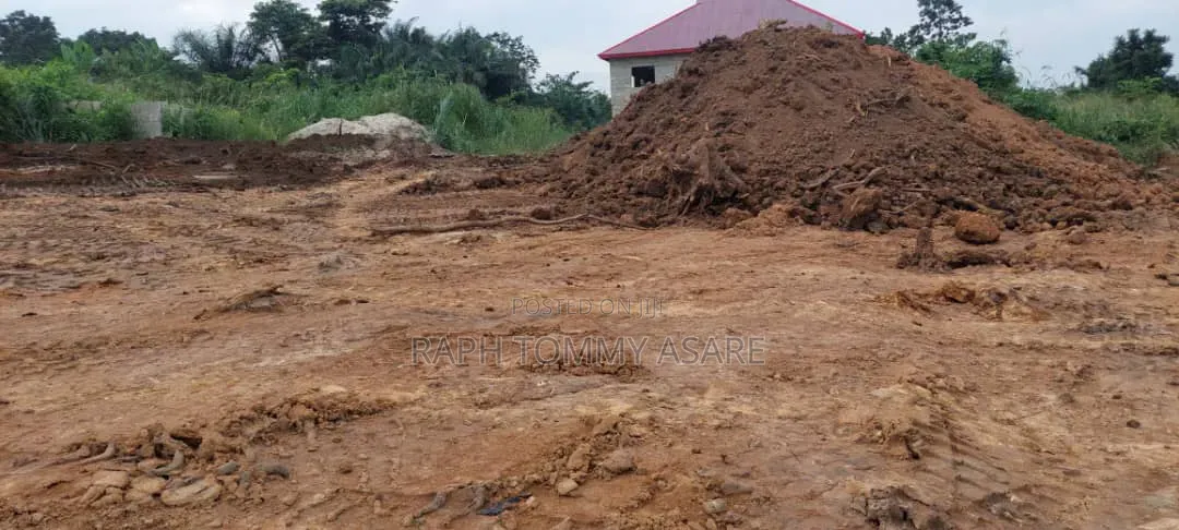 One and Half Plot of Land for Sale at Kwabere Kasaam With No Litigatio