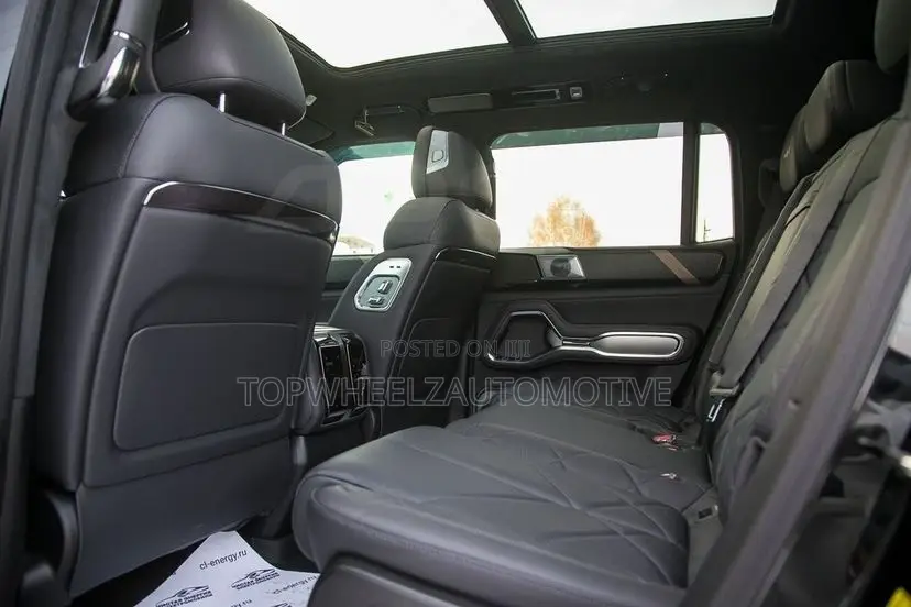 New BYD Leopard 8 2.0 Hybrid AWD 2025 Black