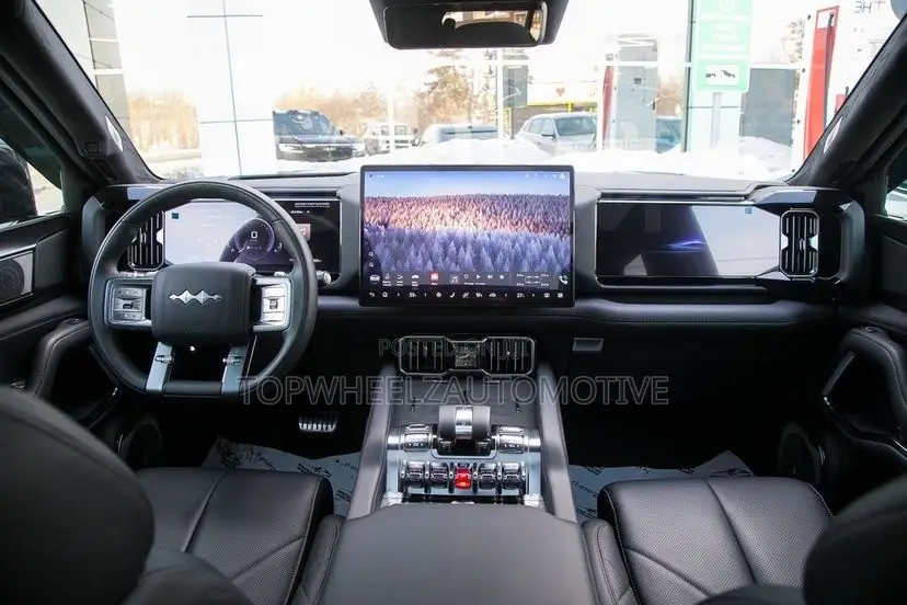 New BYD Leopard 8 2.0 Hybrid AWD 2025 Black
