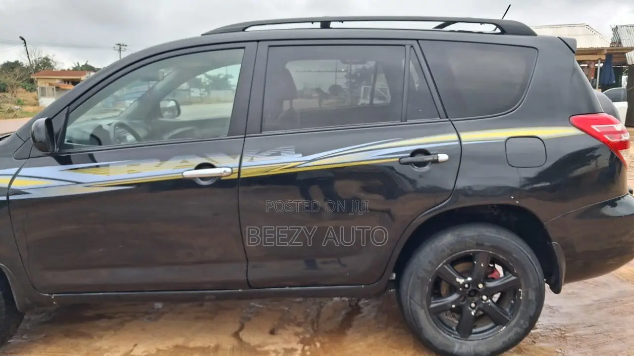Toyota RAV4 2.5 2010 Black