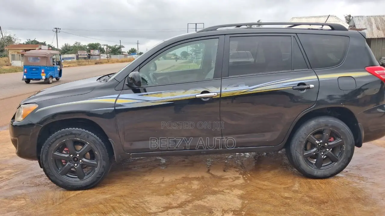 Toyota RAV4 2.5 2010 Black