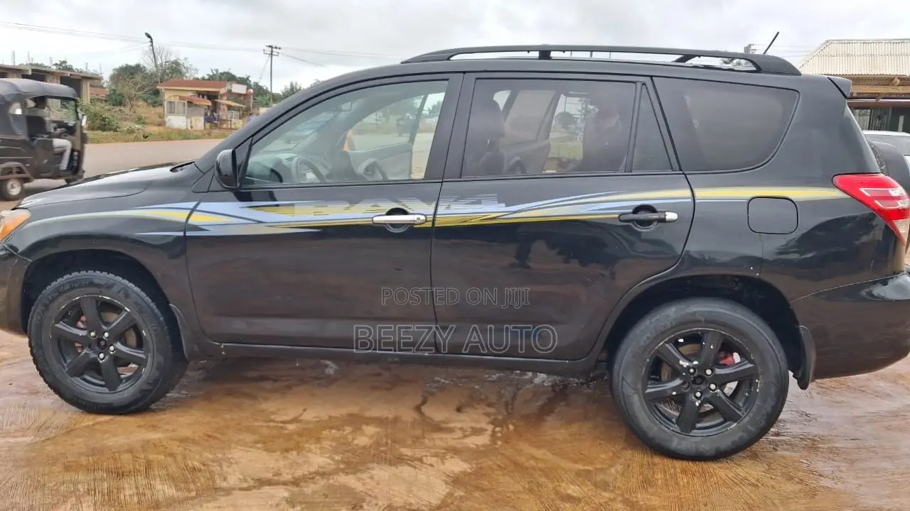 Toyota RAV4 2.5 2010 Black