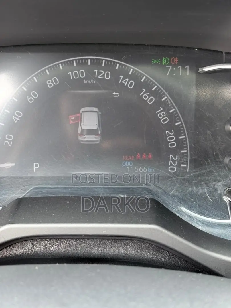 Toyota RAV4 XLE FWD 2023 White
